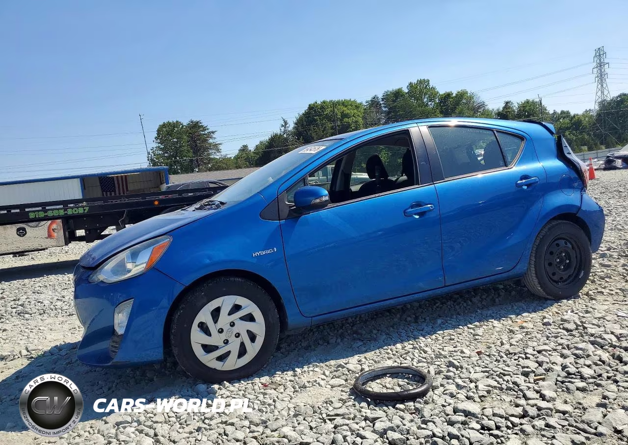 2016 Toyota Prius C Two