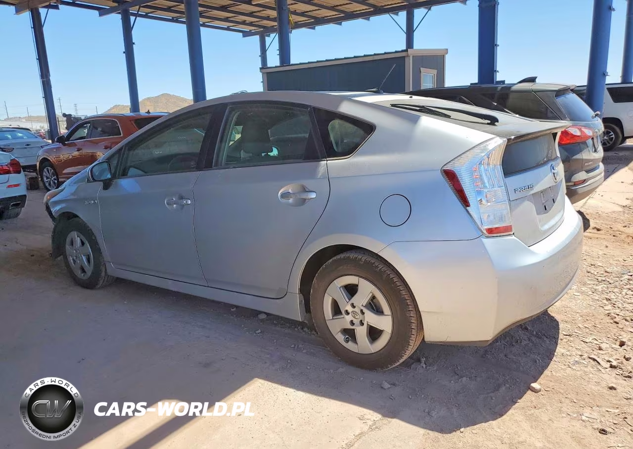 2011 Toyota Prius Three VIN:JTDKN3DU2B5368761 - 2