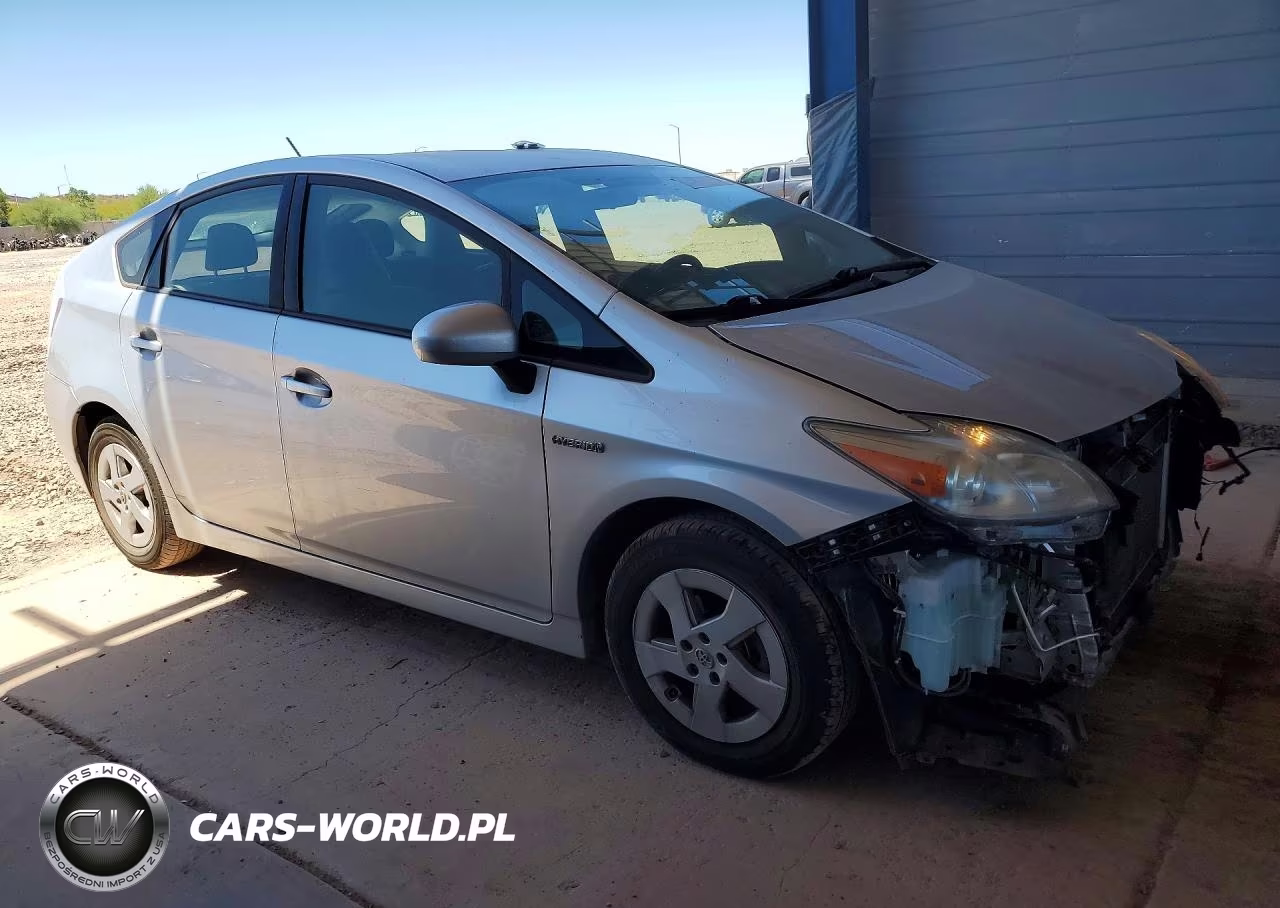 2011 Toyota Prius Three VIN:JTDKN3DU2B5368761 - 4