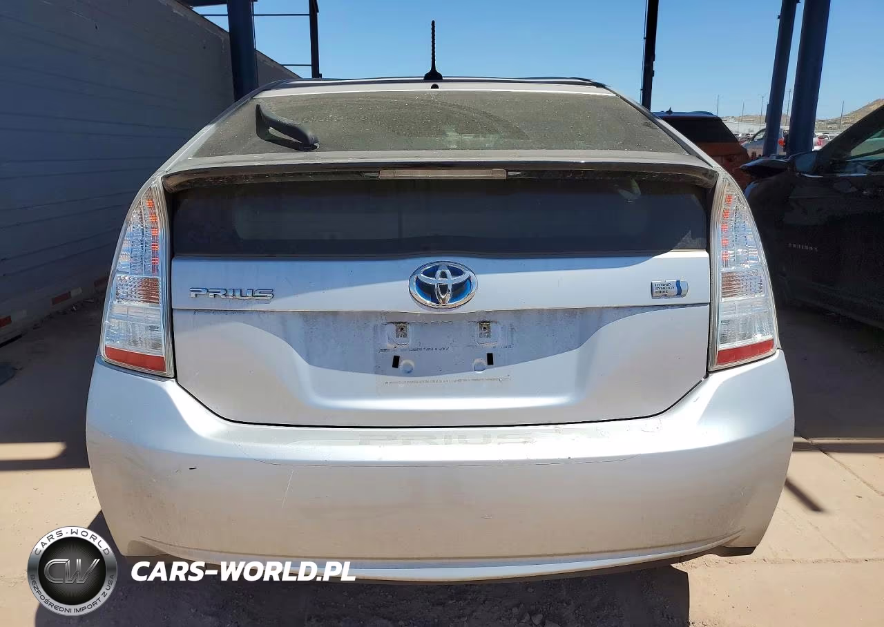 2011 Toyota Prius Three VIN:JTDKN3DU2B5368761 - 6