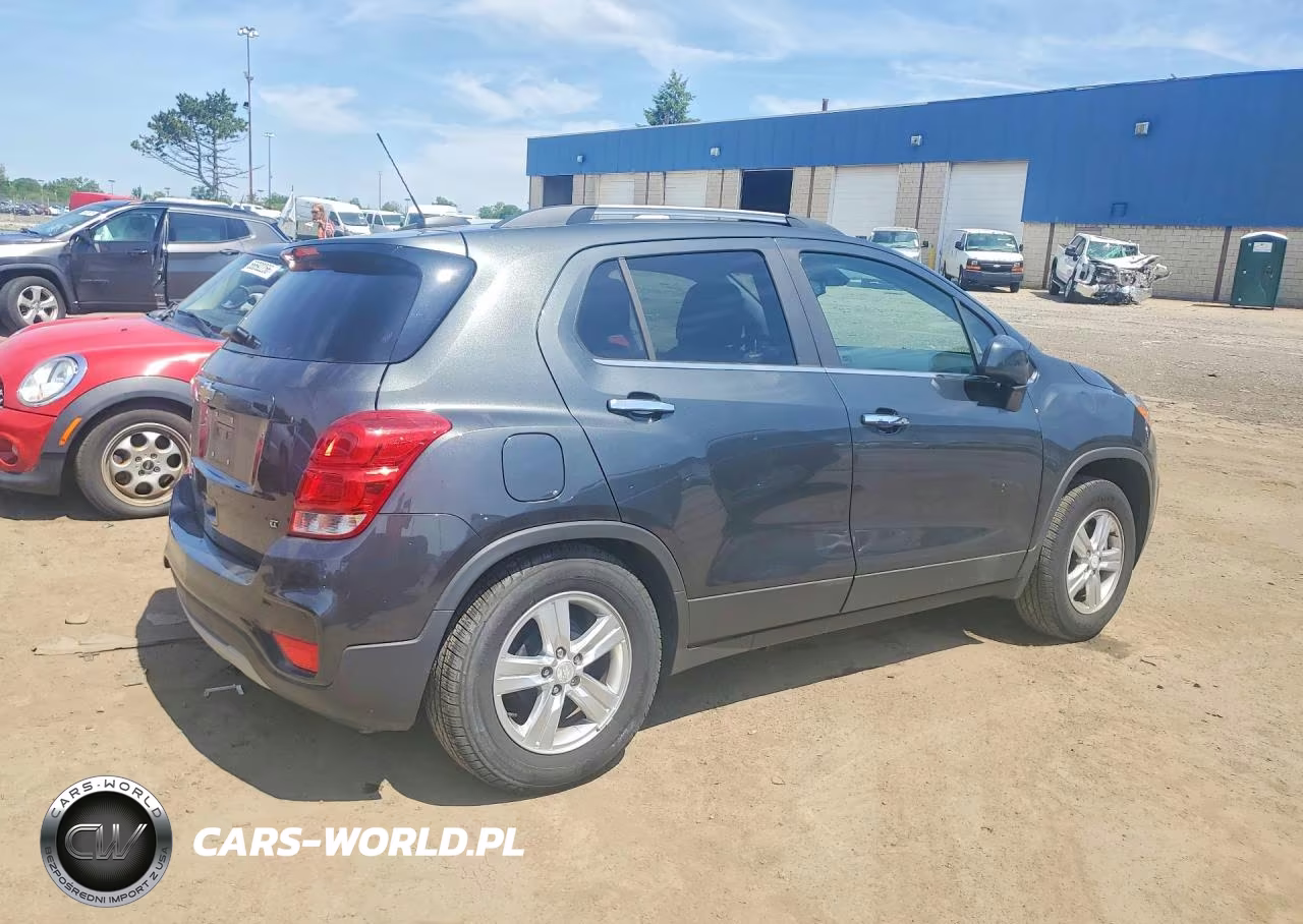 2020 Chevrolet Trax 1Lt VIN:3GNCJLSB3LL214070 - 3