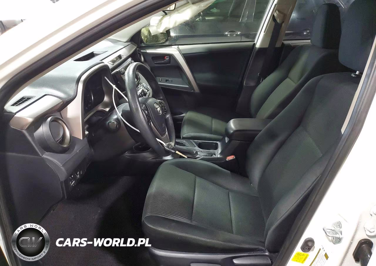 2018 Toyota Rav4 Le VIN:JTMBFREV0JJ261365 - 7