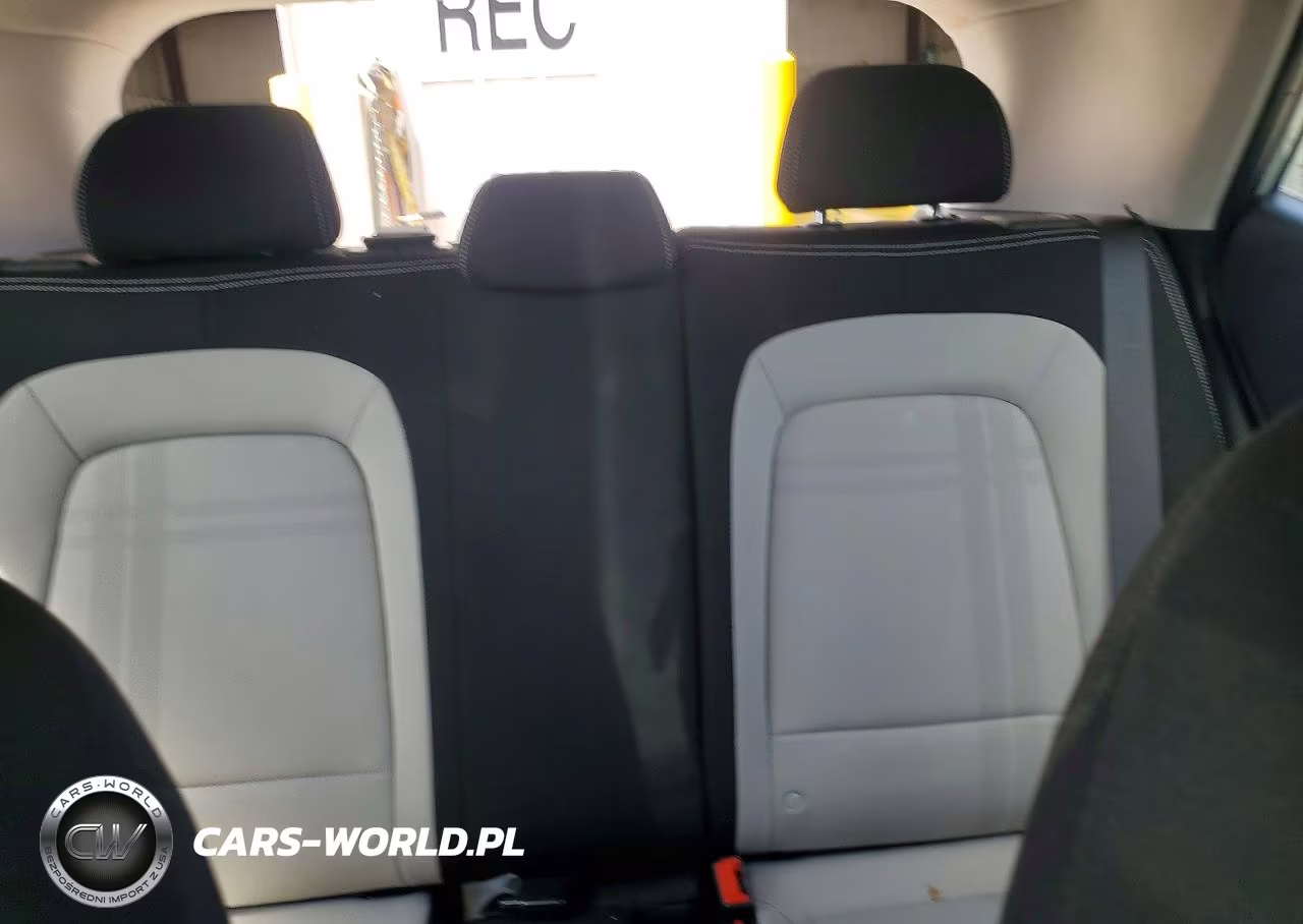 2025 Hyundai Venue Sel VIN:KMHRC8A30SU368062 - 10