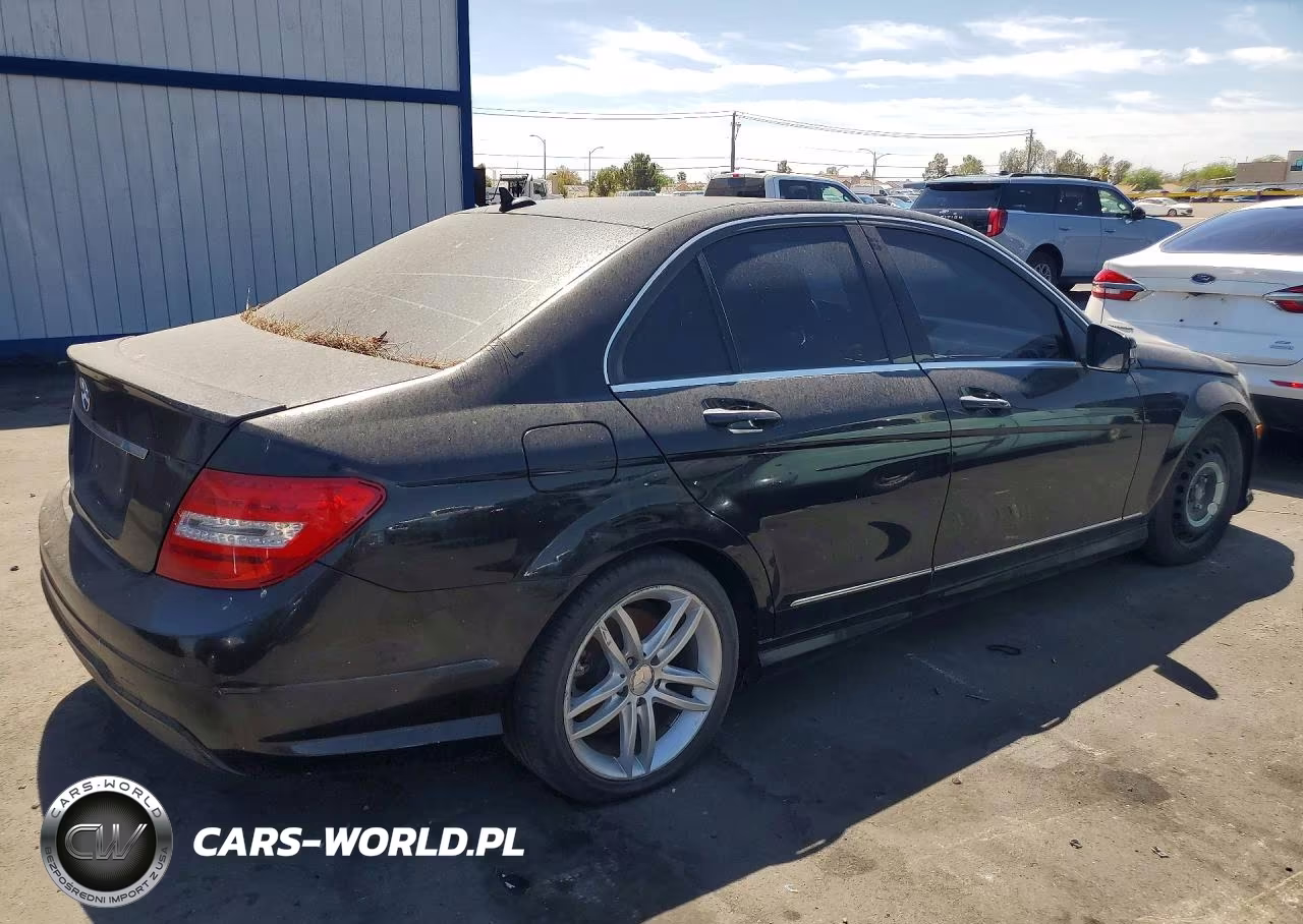 2013 Mercedes-Benz C 250 VIN:WDDGF4HB0DR241378 - 3