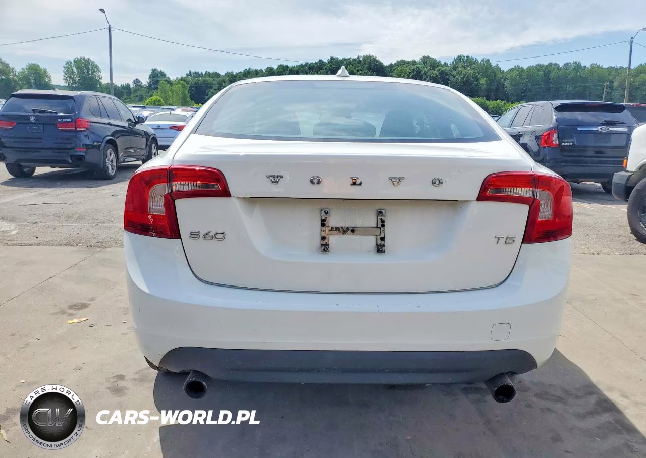 2013 Volvo S60 T5 VIN:YV1612FS8D2218512 - 6