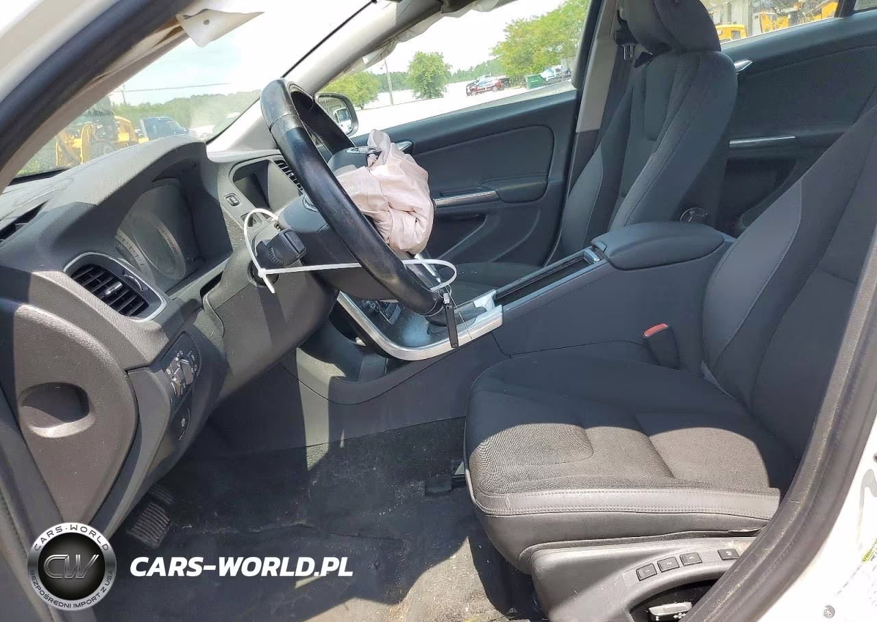 2013 Volvo S60 T5 VIN:YV1612FS8D2218512 - 7