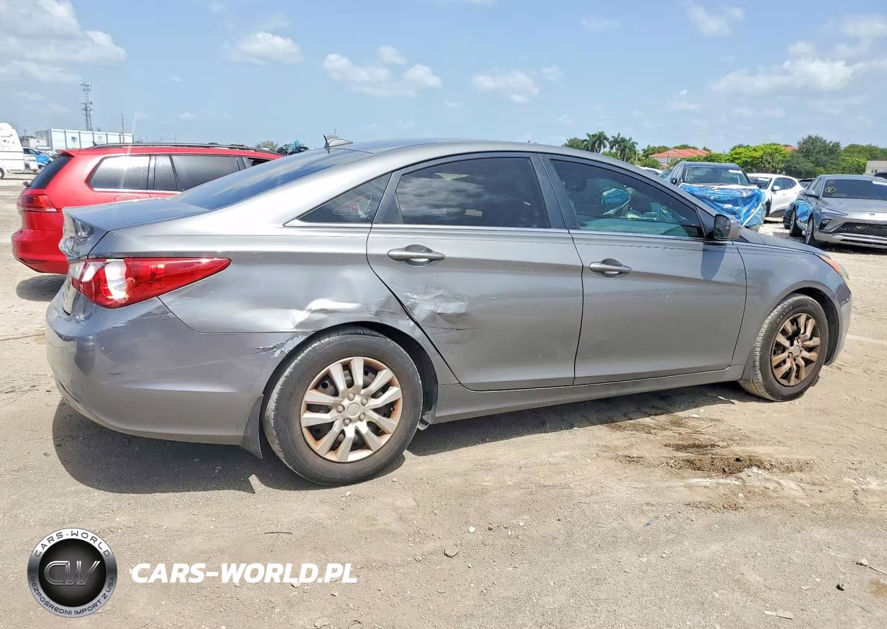 2012 Hyundai Sonata Gls VIN:5NPEB4AC0CH461285 - 3