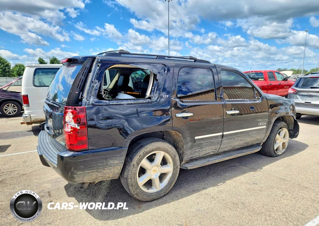 2012 Chevrolet Tahoe K1500 Ltz VIN:1GNSKCE09CR202548 - 3