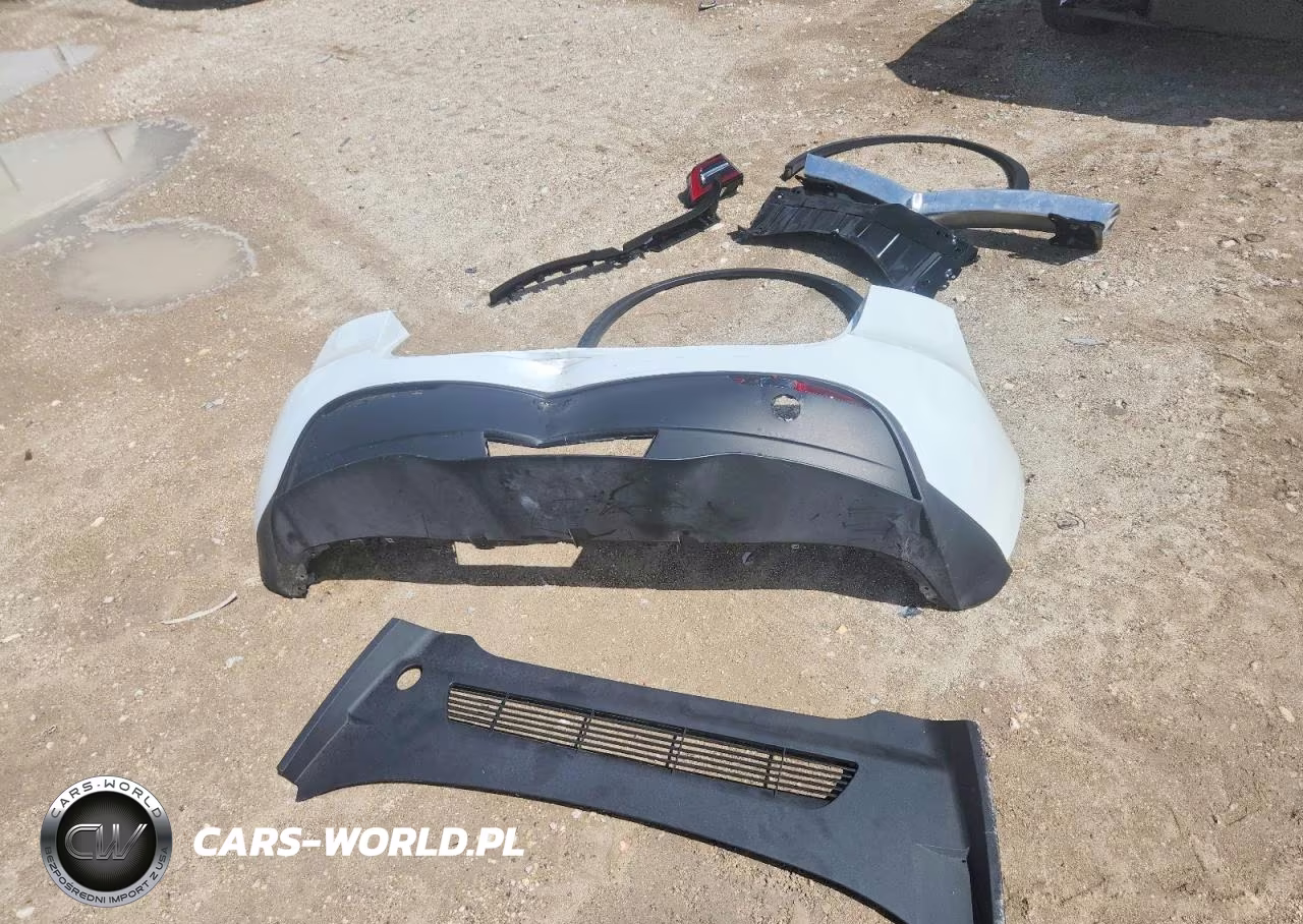 2024 Tesla Model Y VIN:7SAYGDEE0RA246992 - 13