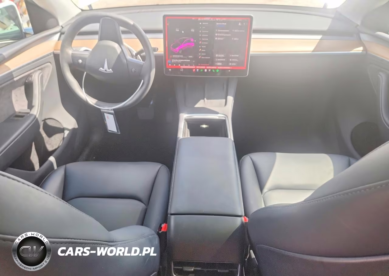 2024 Tesla Model Y VIN:7SAYGDEE0RA246992 - 8
