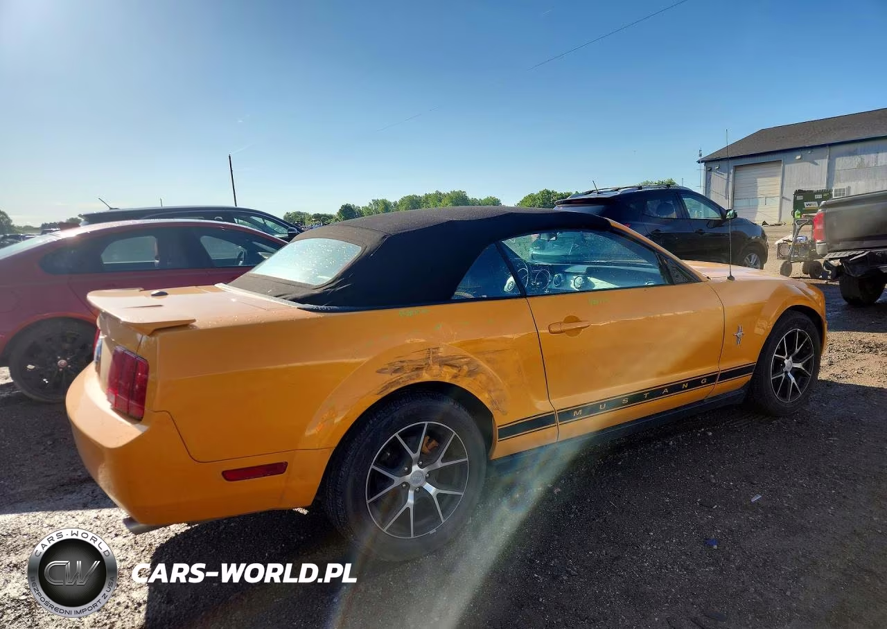 2007 Ford Mustang VIN:1ZVHT84N375352997 - 3