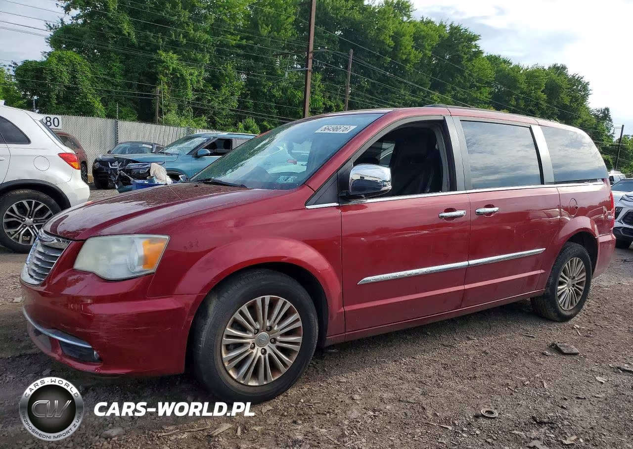 2014 Chrysler Town & Country Touring L – zdjęcie 1 z 13