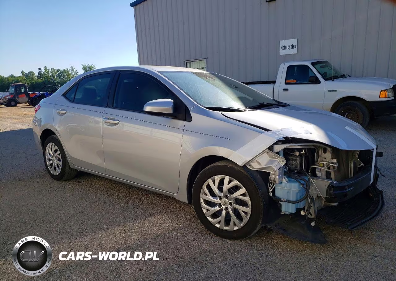2019 Toyota Corolla Le VIN:2T1BURHE0KC216425 - 4