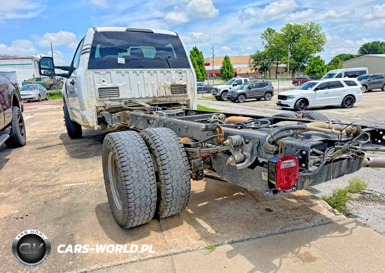2018 Ford F350 Super Duty VIN:1FDRF3GT1JEB69774 - 3