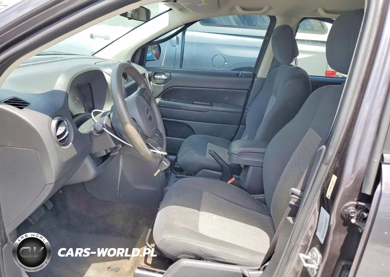 2015 Jeep Compass Sport VIN:1C4NJDBB4FD393155 - 7