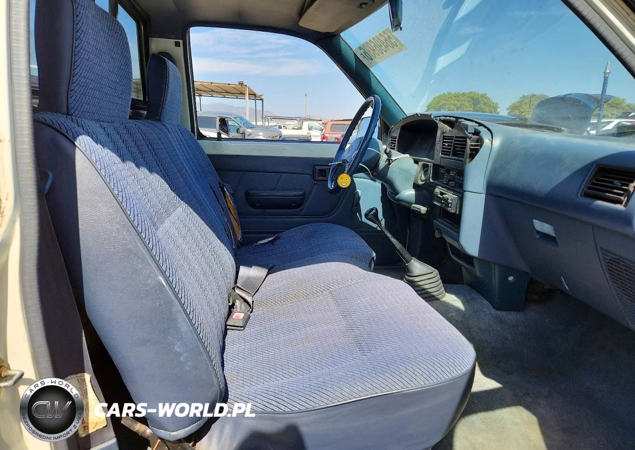 1993 Toyota Pickup Base VIN:4TARN81A7PZ060518 - 10