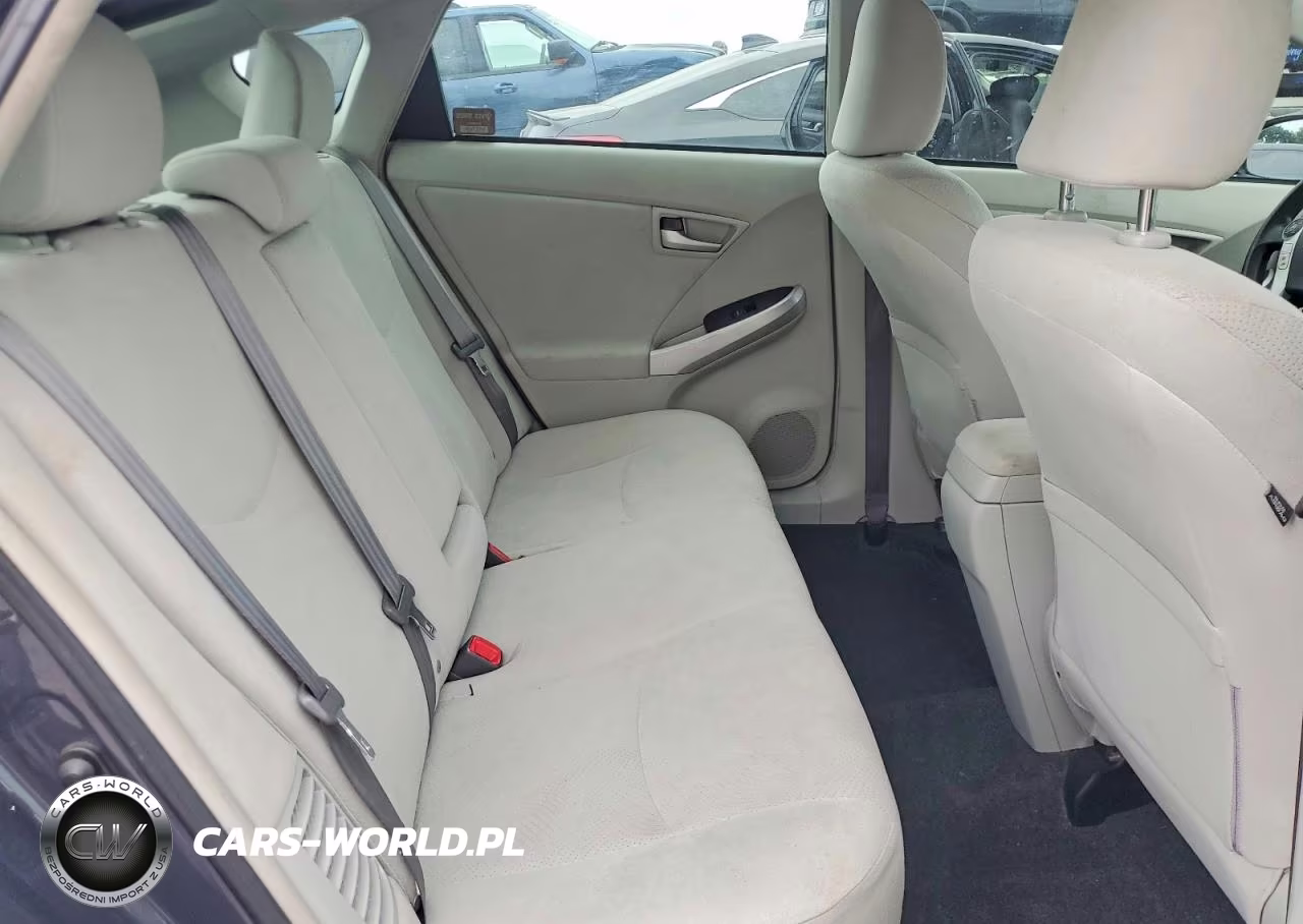 2012 Toyota Prius Two VIN:JTDKN3DU5C1483203 - 10