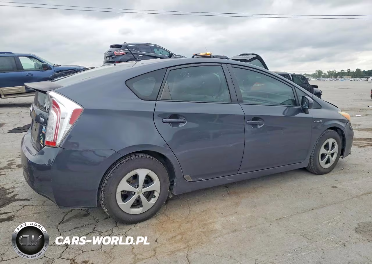 2012 Toyota Prius Two VIN:JTDKN3DU5C1483203 - 3