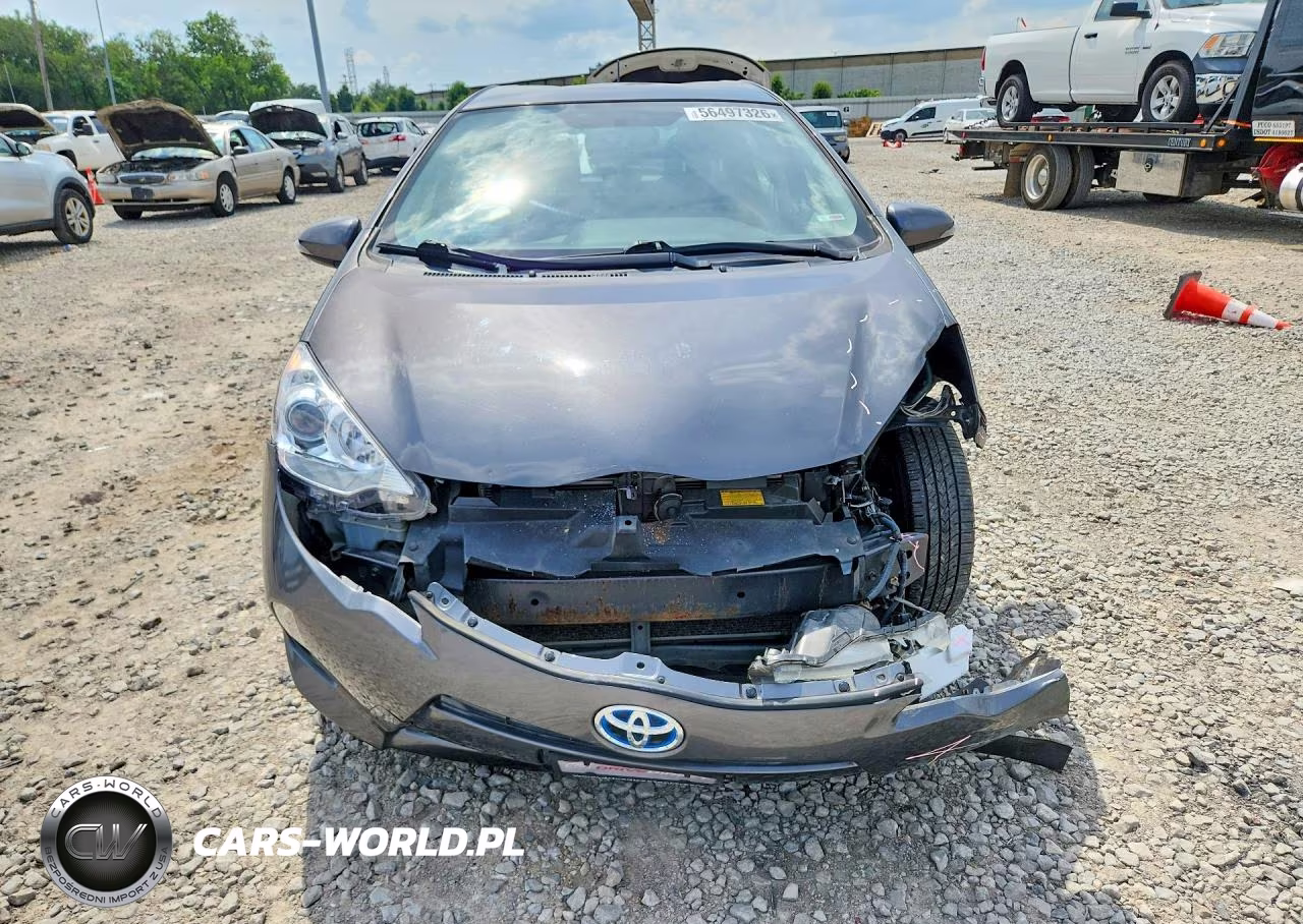 2013 Toyota Prius C Four VIN:JTDKDTB36D1551698 - 5