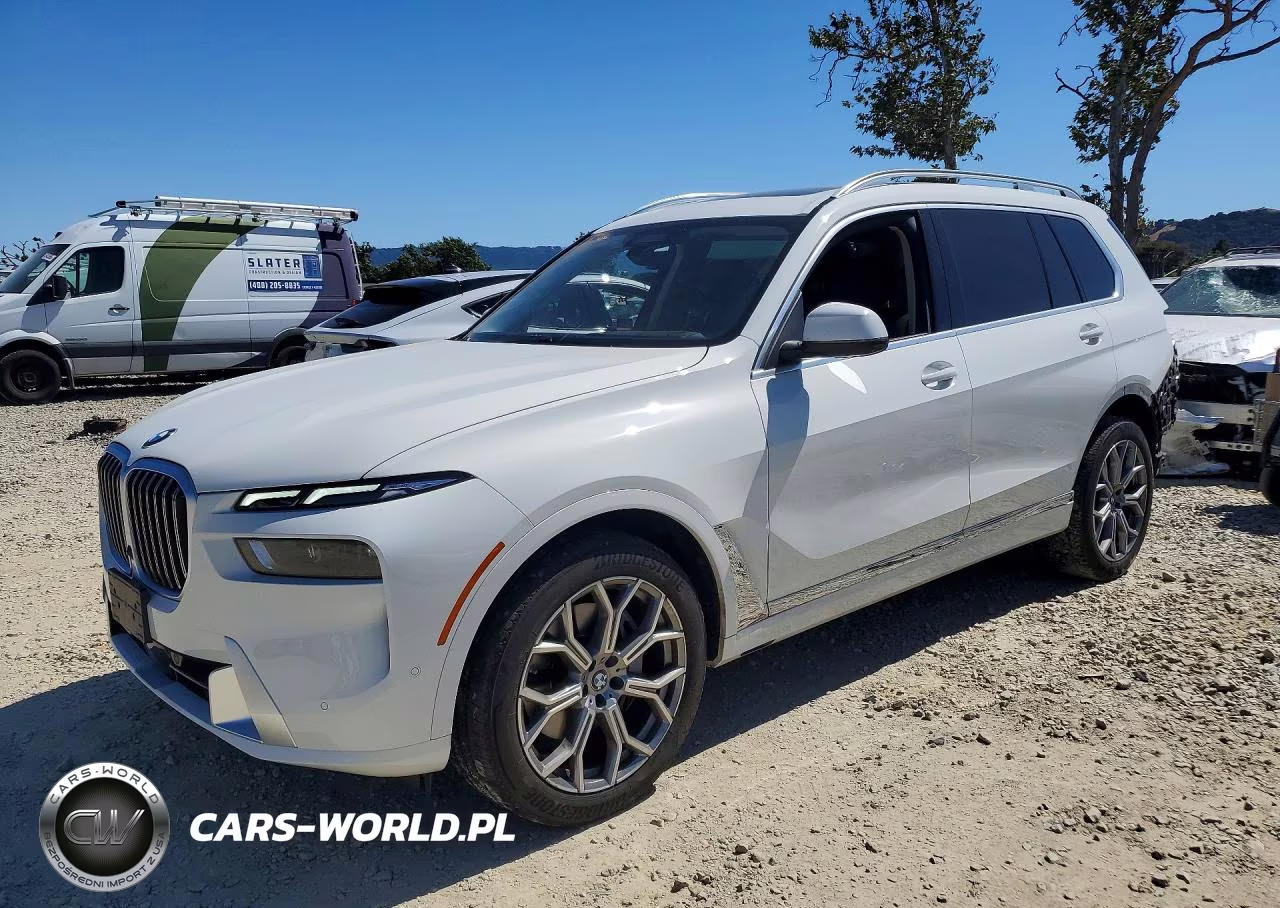 2025 BMW X7 xDrive40I