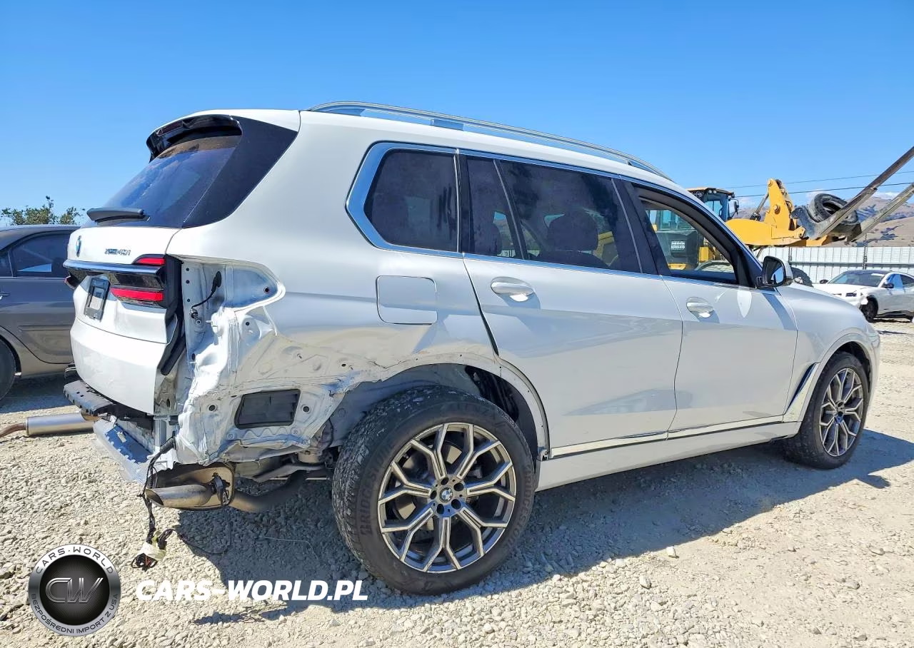 2025 BMW X7 xDrive40I VIN:5UX23EM09S9X72971 - 3