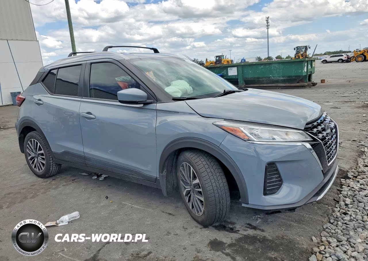 2022 Nissan Kicks Sv VIN:3N1CP5CV6NL490356 - 4