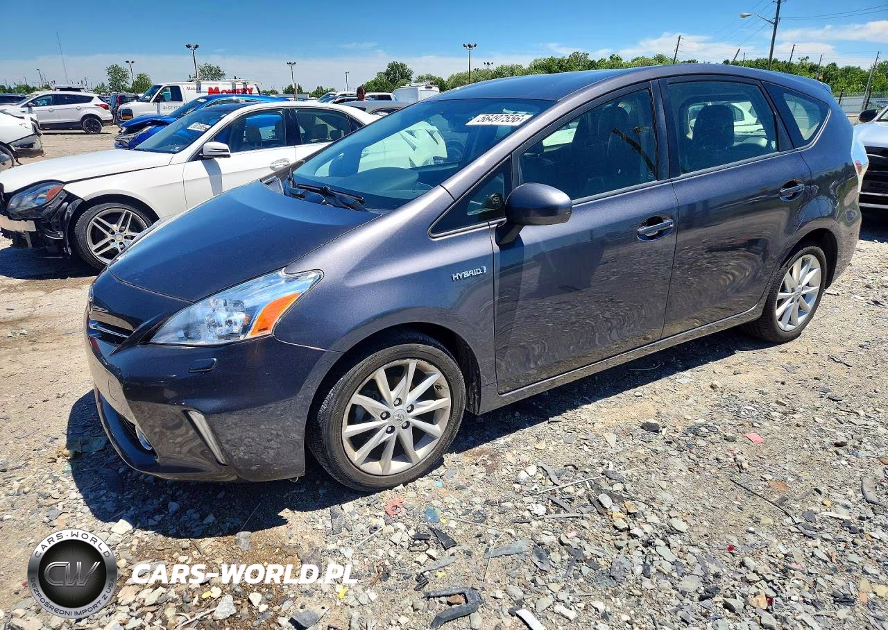 2014 Toyota Prius V Five – zdjęcie 1 z 13