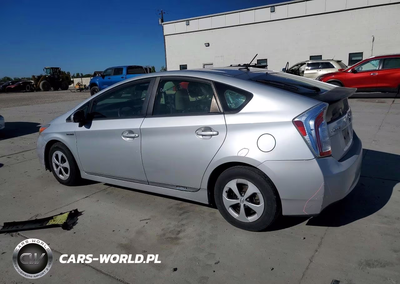 2015 Toyota Prius Three VIN:JTDKN3DU0F0413862 - 2