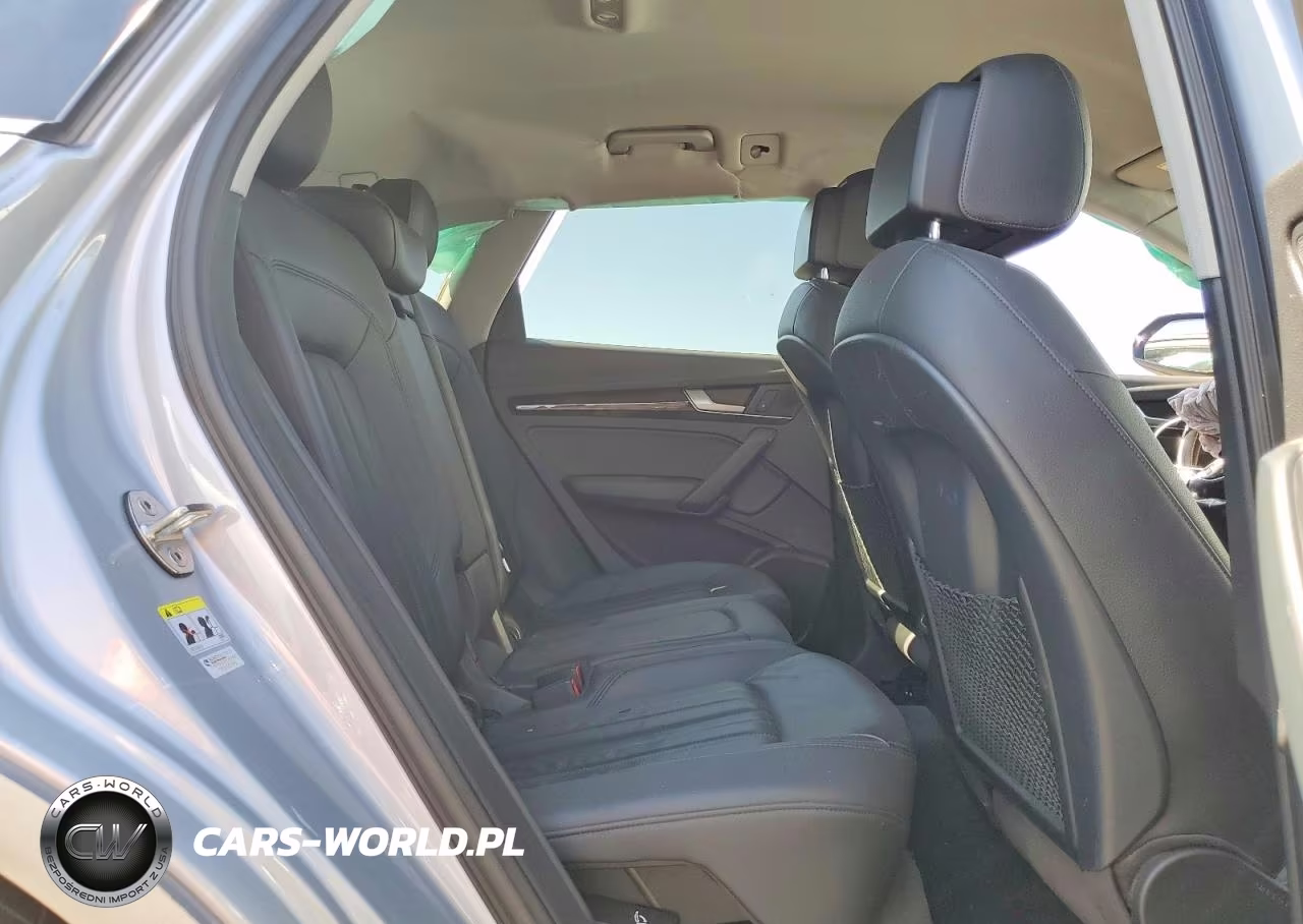 2018 Audi Q5 Premium VIN:WA1ANAFY0J2039437 - 11