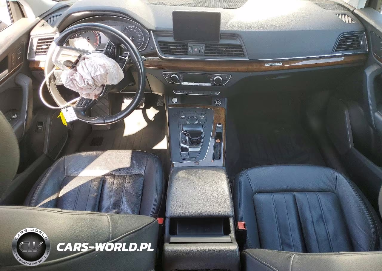 2018 Audi Q5 Premium VIN:WA1ANAFY0J2039437 - 8