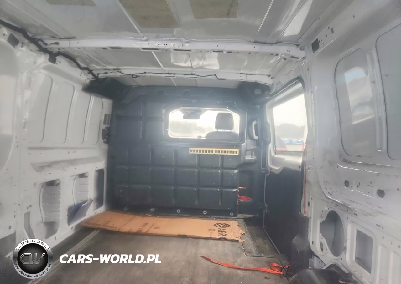 2018 Ford Transit 150 Delivery Van VIN:1FTYE1YM2JKA20743 - 10