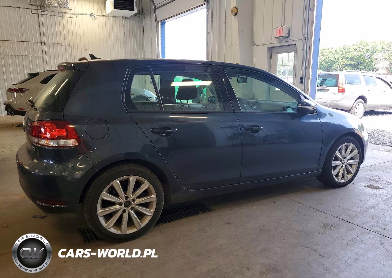 2012 Volkswagen Golf VIN:WVWDM7AJ7CW291037 - 3