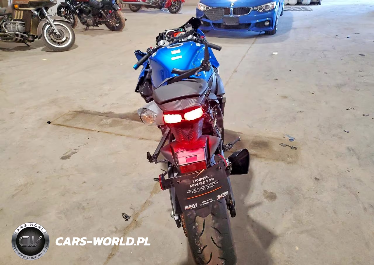 2023 Suzuki Gsx-R600 VIN:JS1GN7FA7P7101220 - 4