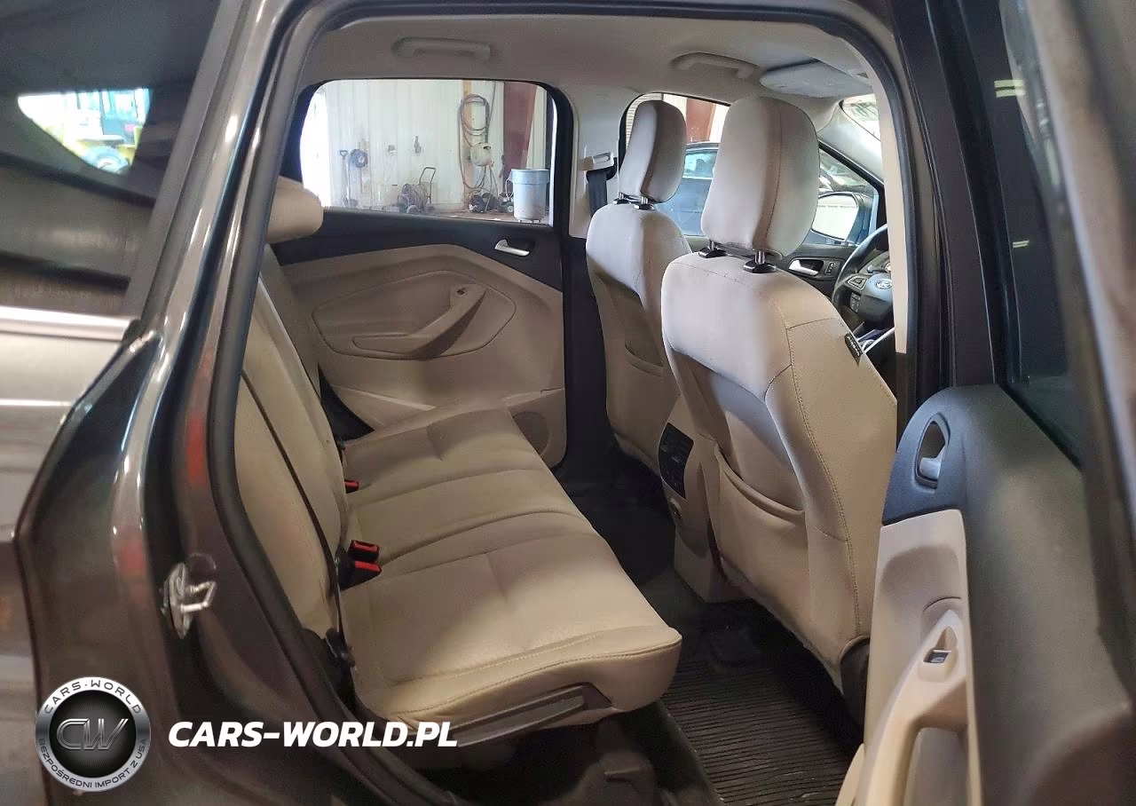 2019 Ford Escape Se VIN:1FMCU9GDXKUC06822 - 11