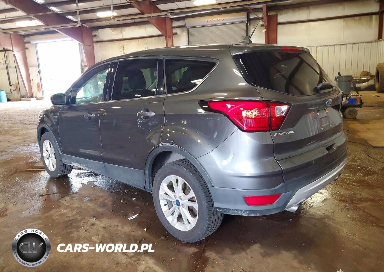2019 Ford Escape Se VIN:1FMCU9GDXKUC06822 - 2