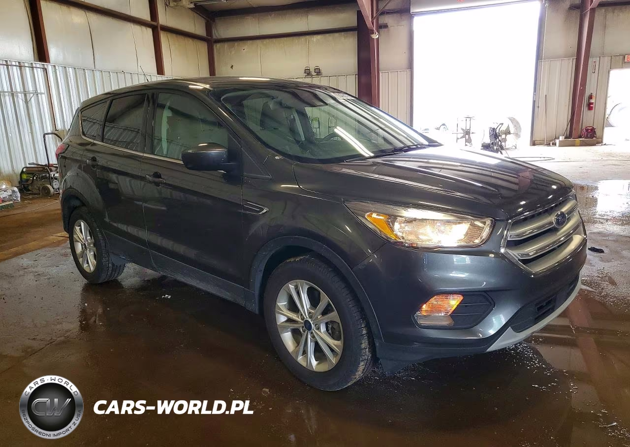 2019 Ford Escape Se VIN:1FMCU9GDXKUC06822 - 4