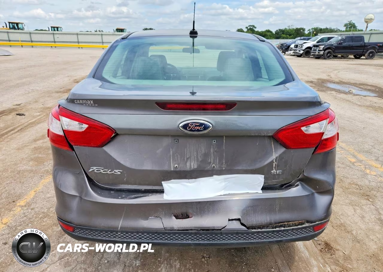2012 Ford Focus Se VIN:1FAHP3F23CL313254 - 6