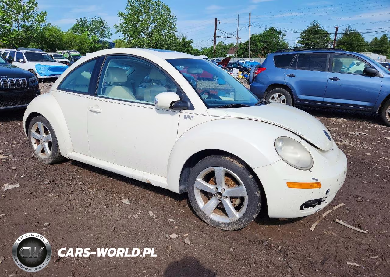 2008 Volkswagen New Beetle Triple White VIN:3VWFG31C18M510461 - 4