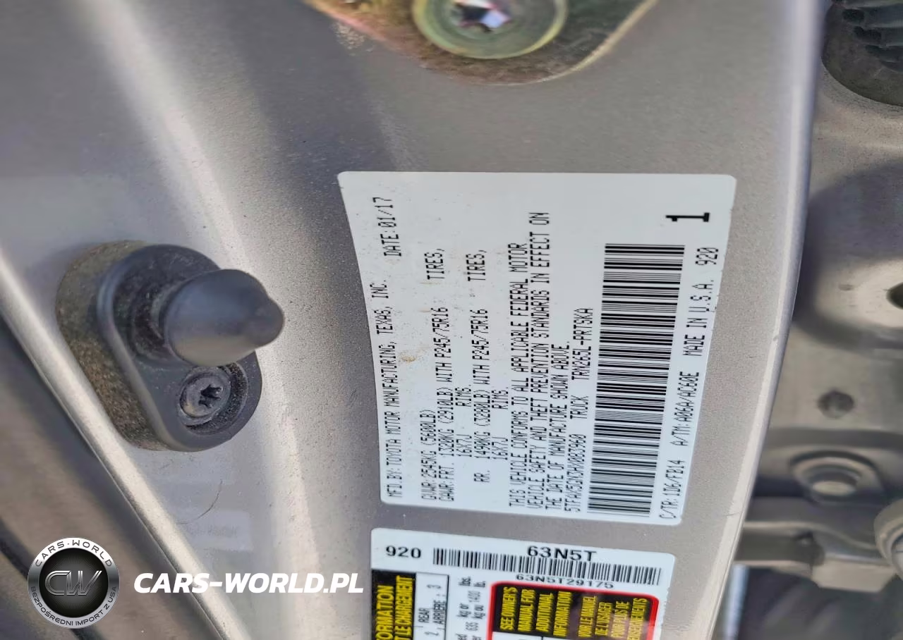 2017 Toyota Tacoma Sr VIN:5TFAX5GN3HX083960 - 12