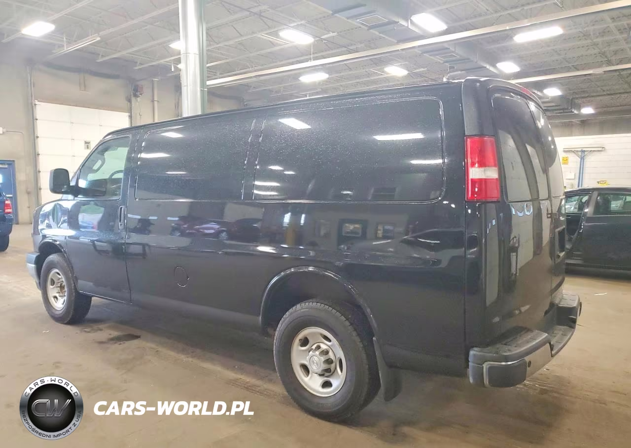 2018 Chevrolet Express G2500 VIN:1GCWGAFP7J1186065 - 2