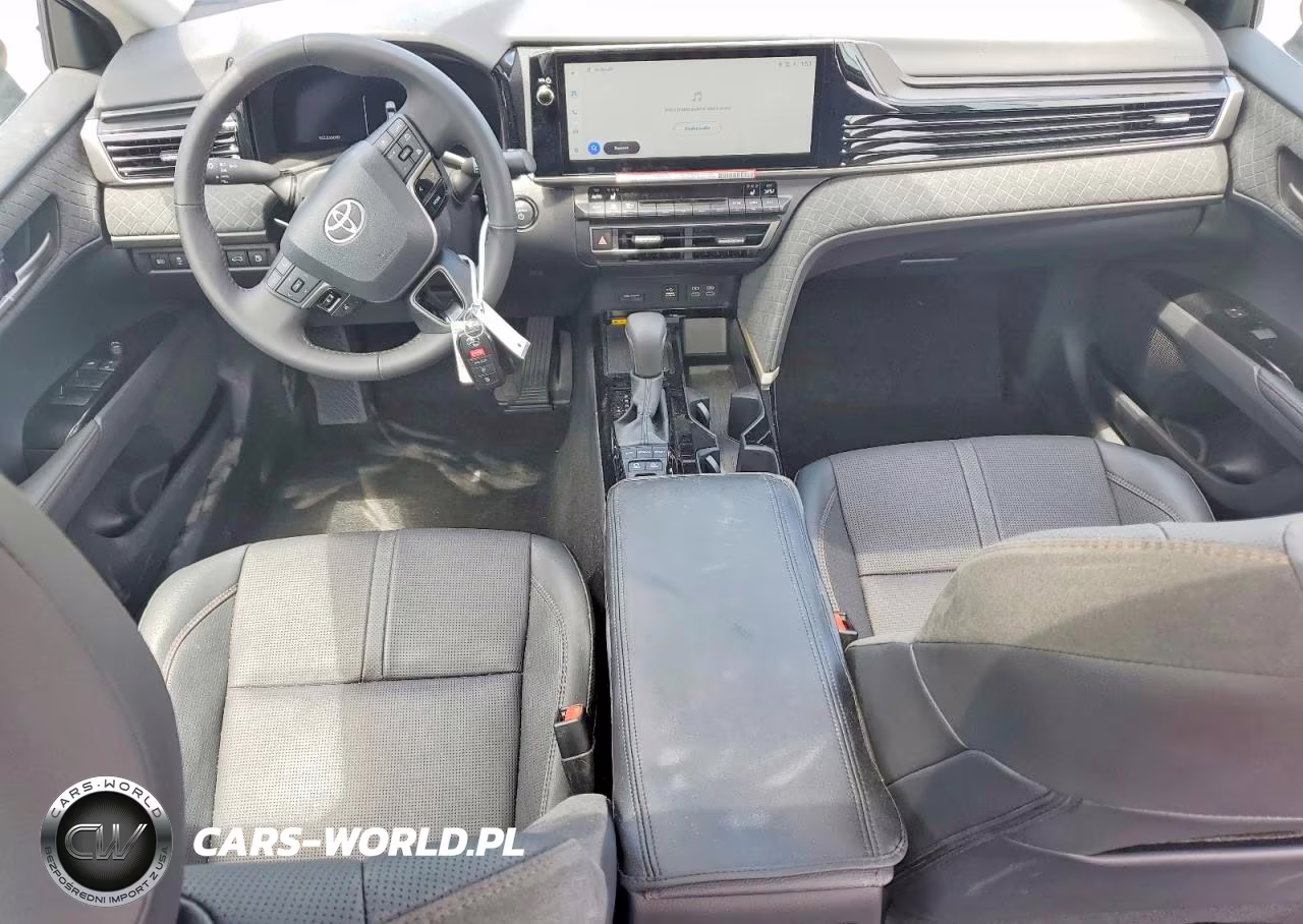 2026 Toyota Camry Xle VIN:4T1DAACK7TU262317 - 8