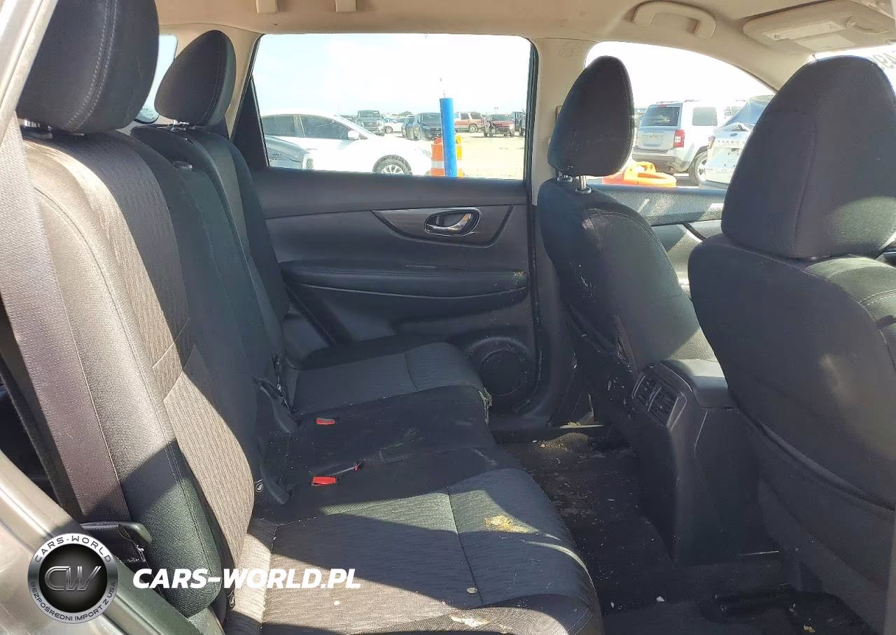 2018 Nissan Rogue S VIN:KNMAT2MT7JP500760 - 10