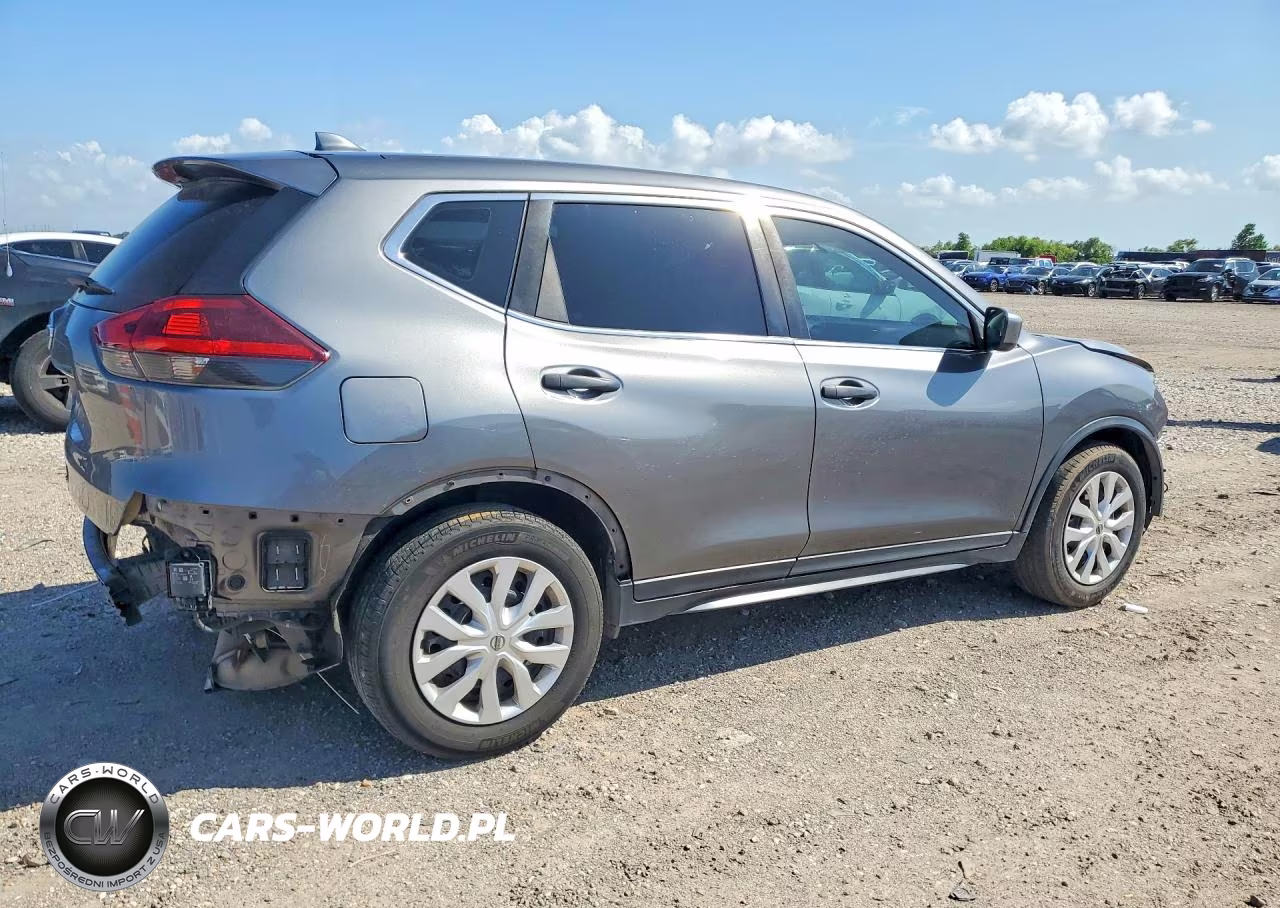 2018 Nissan Rogue S VIN:KNMAT2MT7JP500760 - 3
