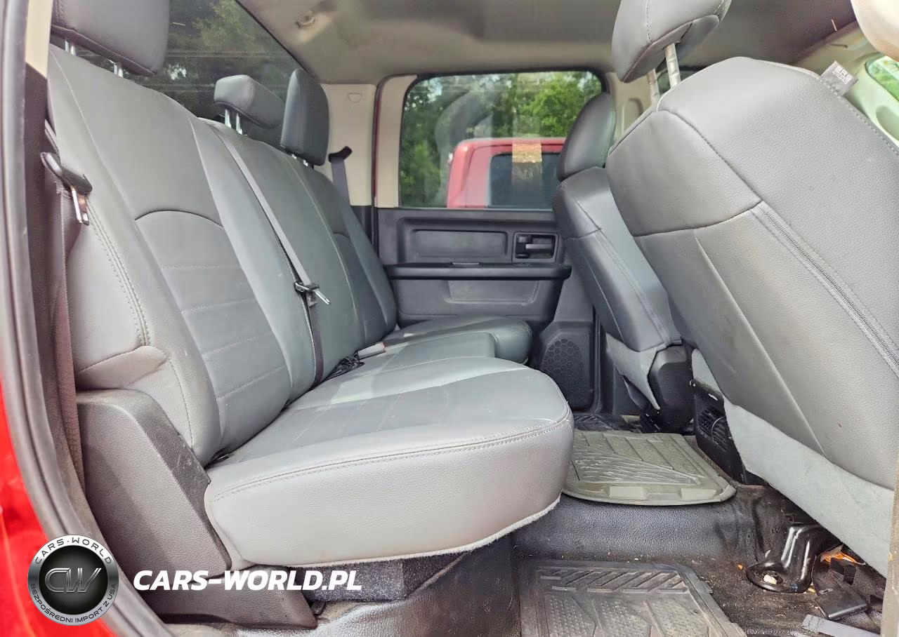 2018 Ram 2500 St VIN:3C6UR5CL7JG425424 - 10