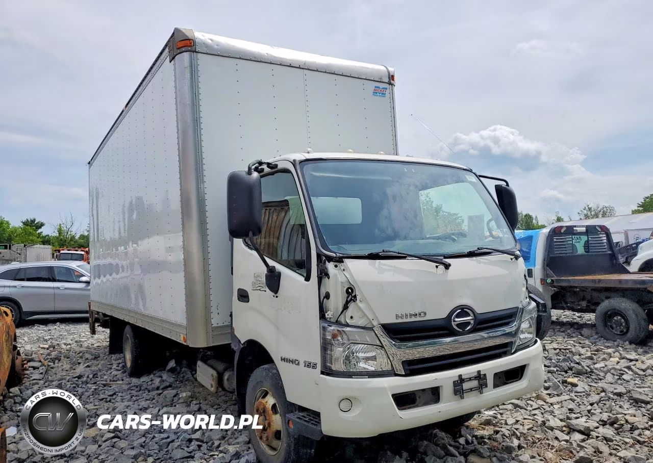 2016 Hino 155 Box Truck VIN:JHHXDM1H3GK003968 - 4