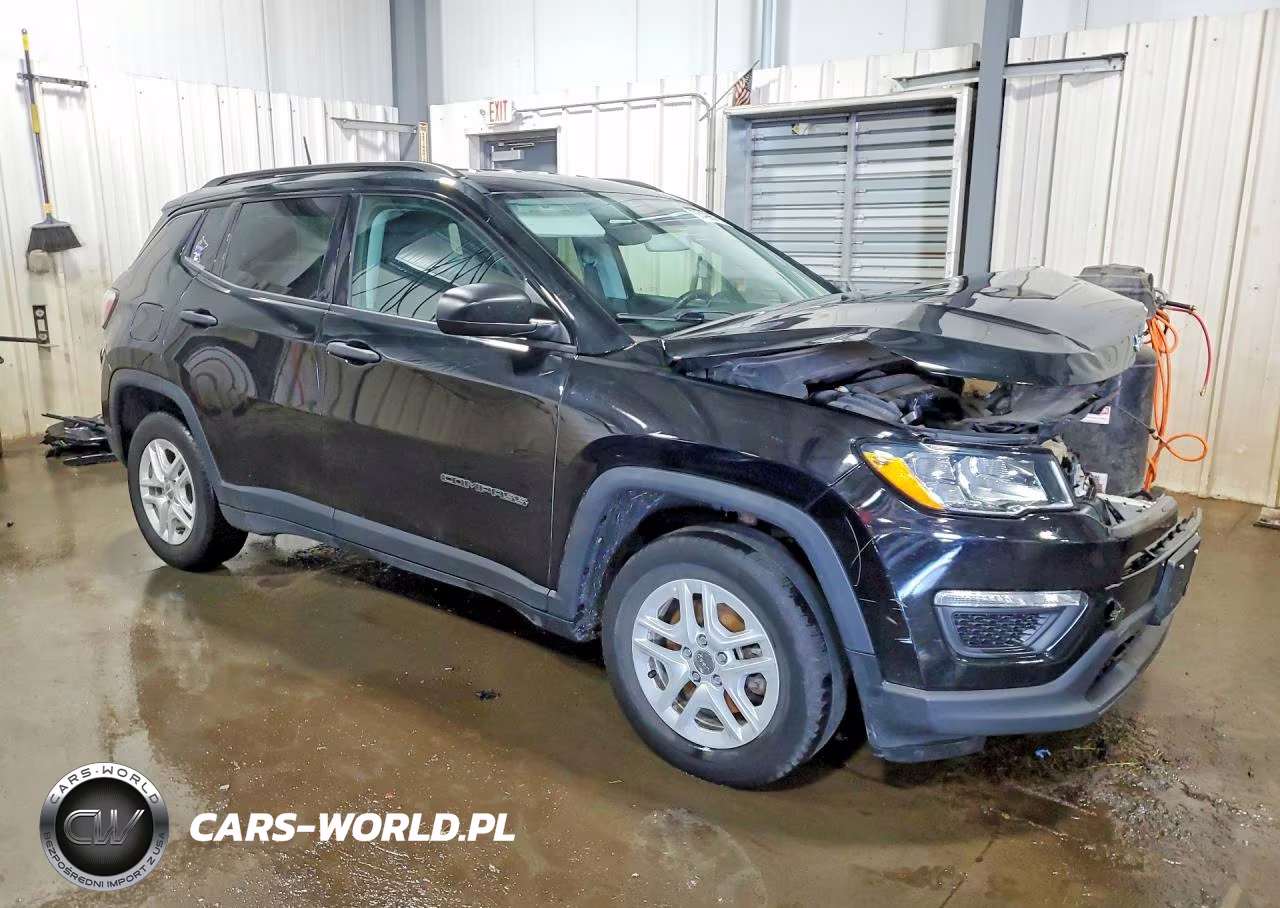2017 Jeep Compass Sport VIN:3C4NJCAB8HT672620 - 4