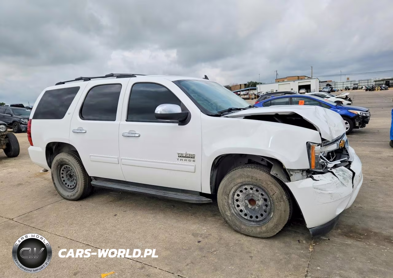 2013 Chevrolet Tahoe C1500 Lt VIN:1GNSCBE02DR233925 - 4
