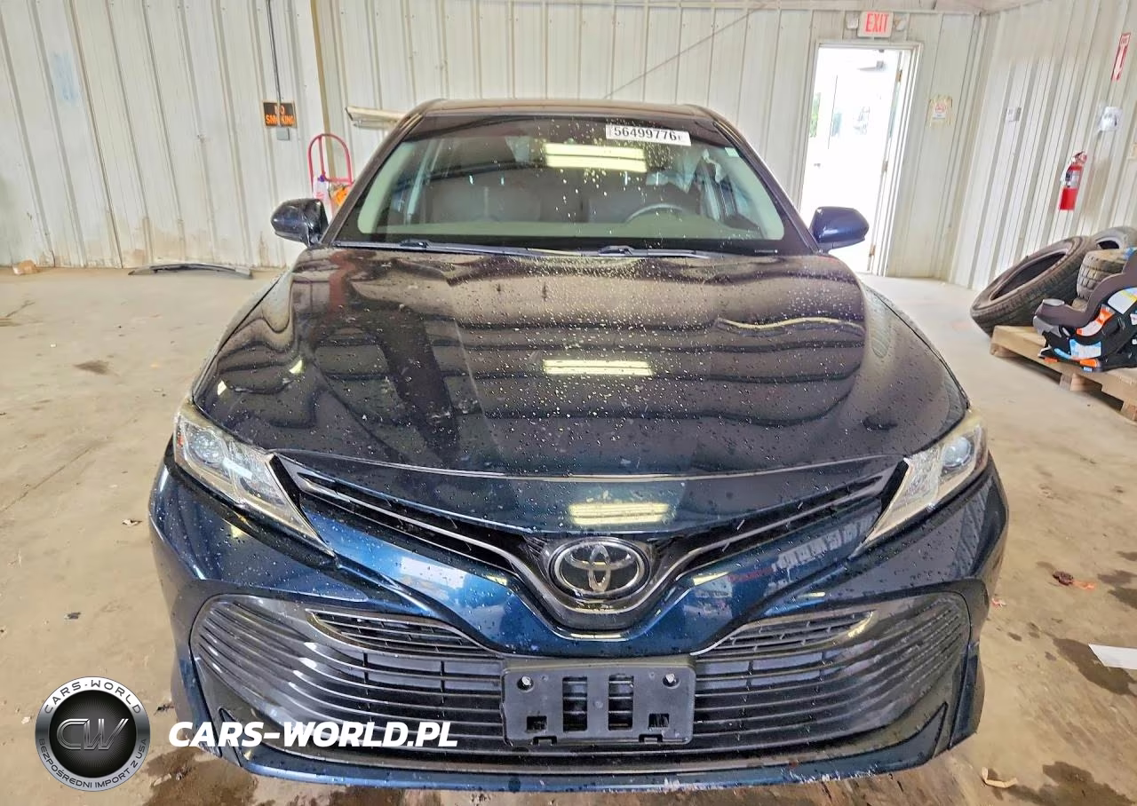 2019 Toyota Camry Le VIN:4T1B11HK7KU256841 - 5