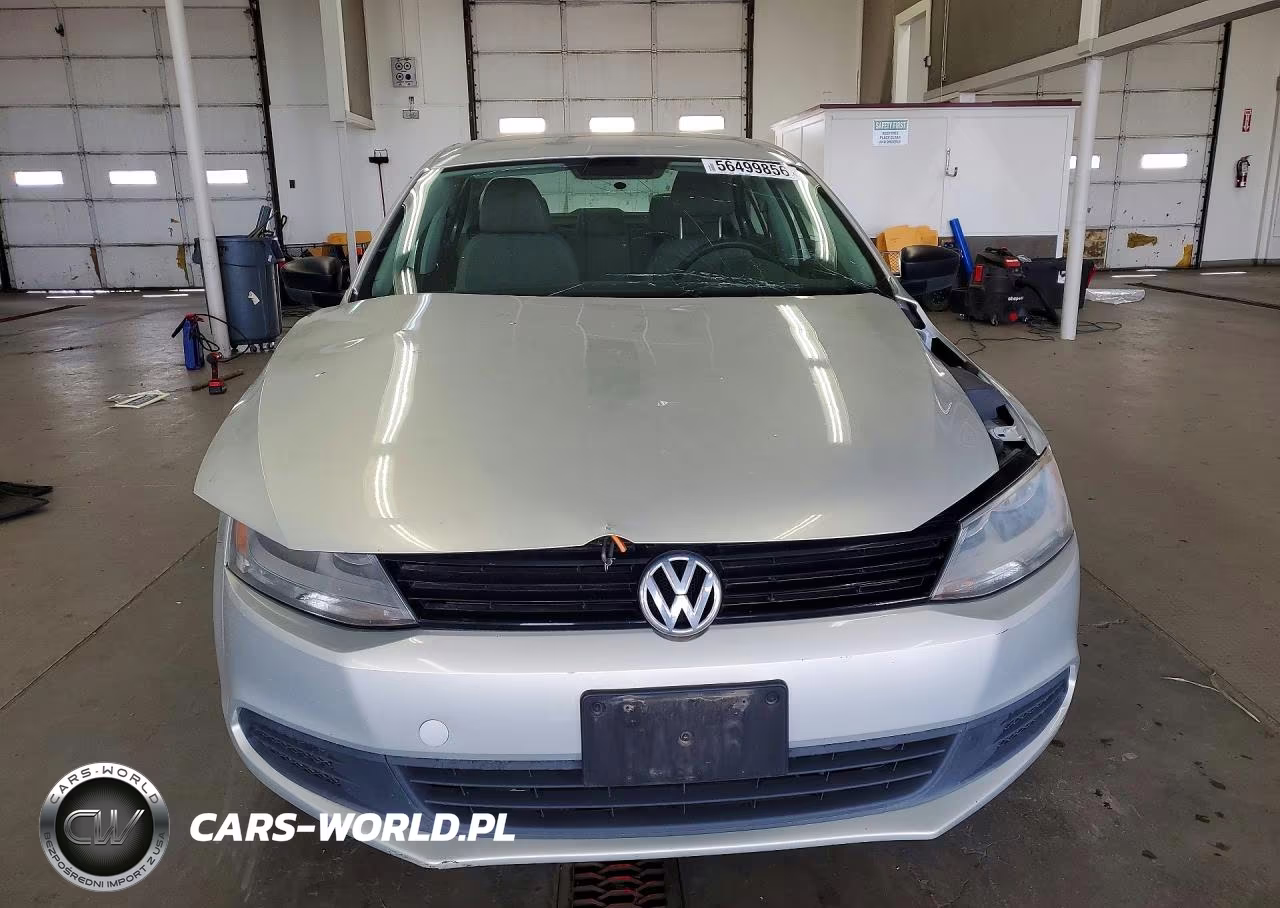 2011 Volkswagen Jetta Base VIN:3VW2K7AJ8BM065615 - 5