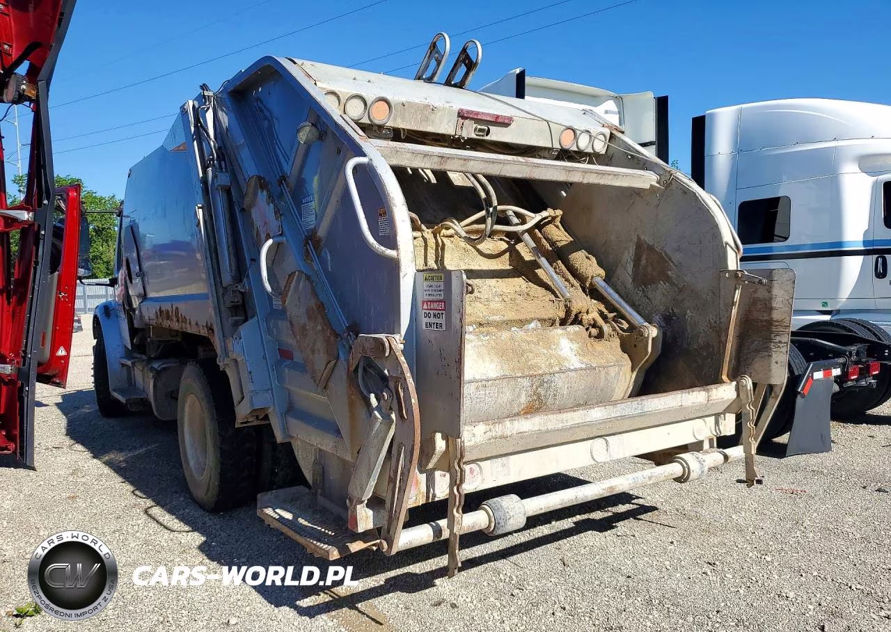 2013 Freightliner Business Class M2 Refuse Truck VIN:3ALACXDT3DDFF5601 - 2